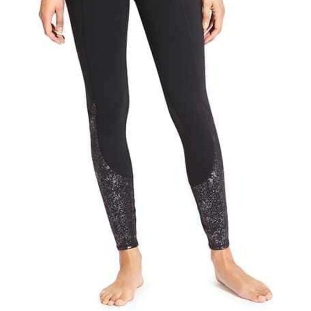 Athleta High Rise Crackle Flow Chat Tight NWT